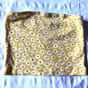 NWT Forever 21 daisy tube top size small.